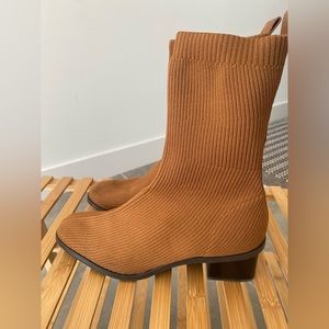 Toffee Everlane Glove Boots